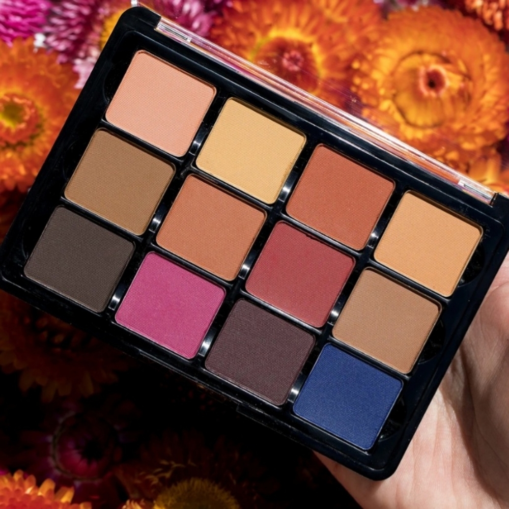 NIB. Viseart
Neutral Mattes Milieu VPE14